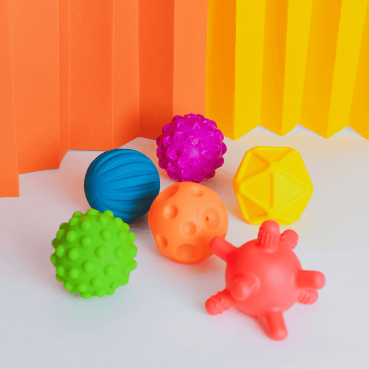 BABY SENSORY BALLS (set of 6)