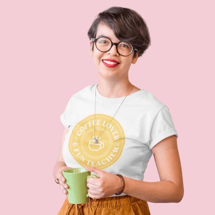 Coffee Lover Teacher (amarillo) | 100% organic cotton t-shirt - Creating for peques